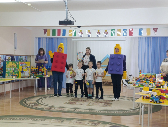 Воспитанники нашего детского сада участвовали в Lego-фестивале Воспитанники нашего детского сада участвовали в Lego-фестивале.